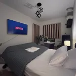 Unique Room Near To Airport, Nasr City